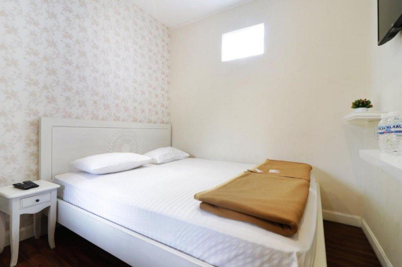 Jayagiri Guesthouse By Belgareti Lembang Ngoại thất bức ảnh