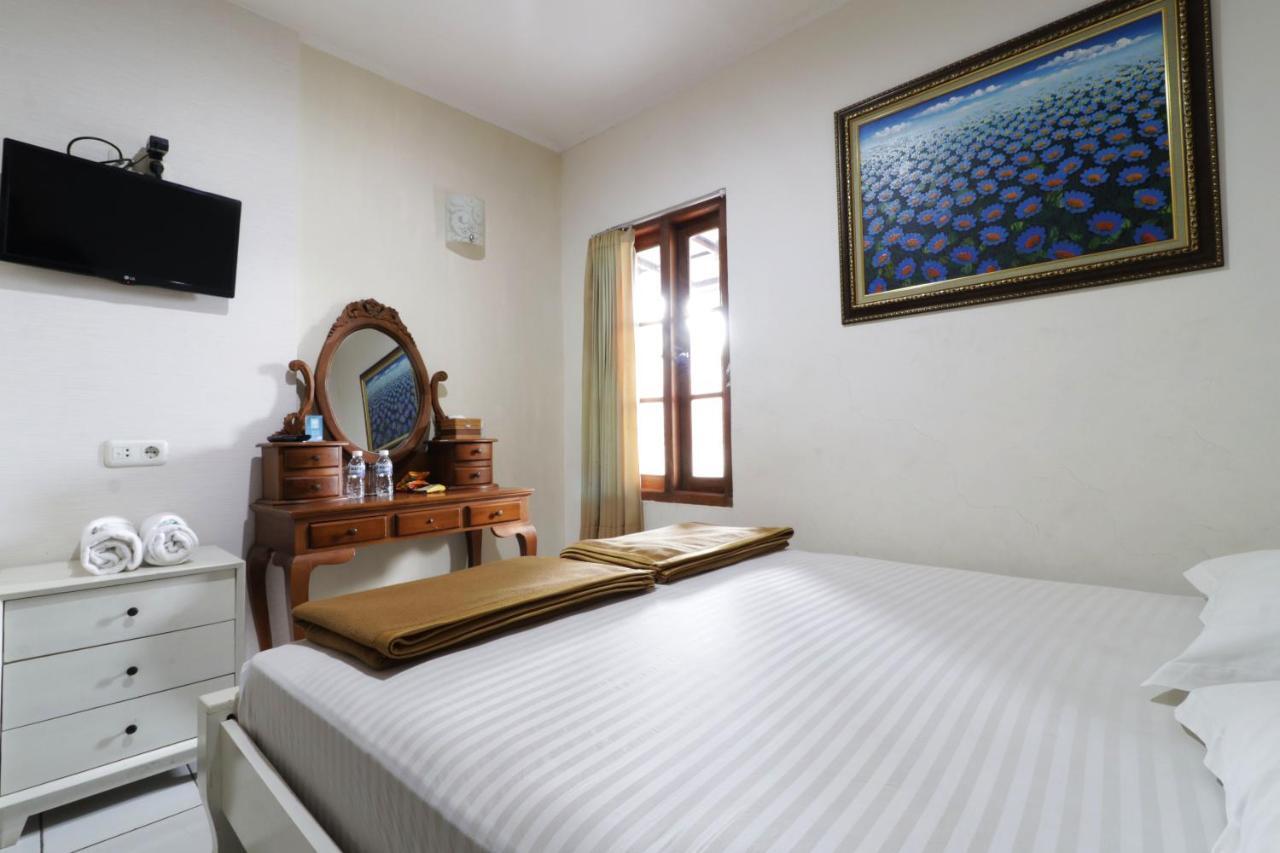 Jayagiri Guesthouse By Belgareti Lembang Ngoại thất bức ảnh